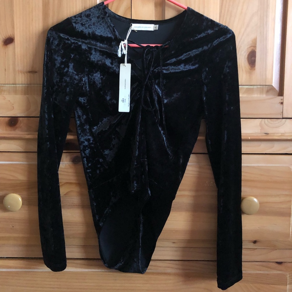 NWT Medium Black Lace-up Teddy